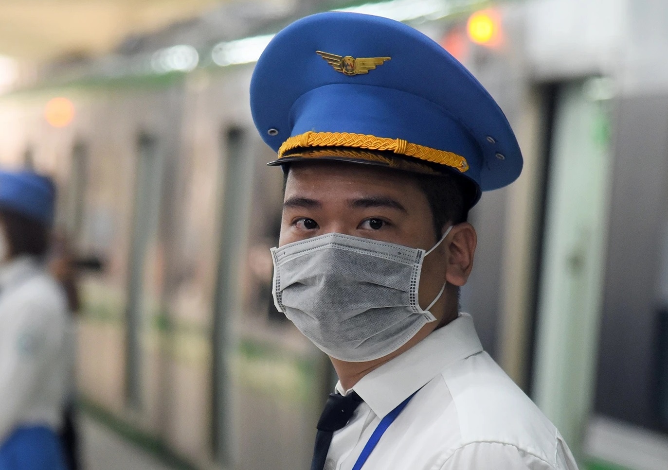 CSGT kiem tra tau Cat Linh - Ha Dong anh 1