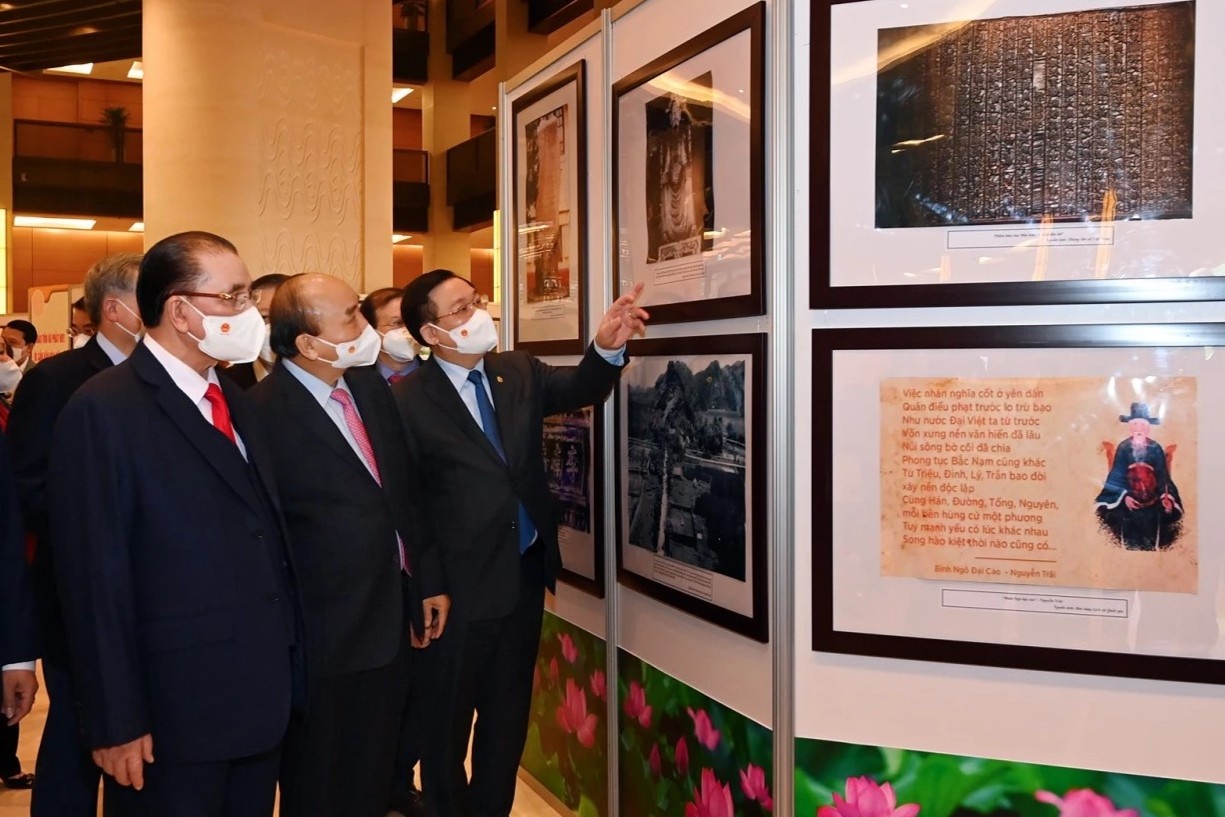 Lanh dao Dang, Nha nuoc du Hoi nghi Van hoa toan quoc hinh anh