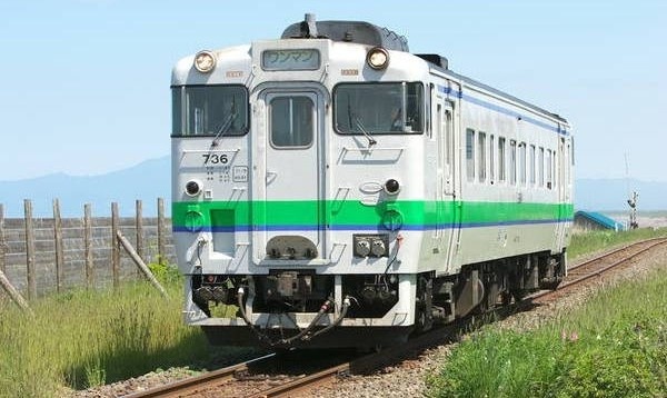 Vi sao nhieu bo nganh phan doi de xuat nhap 37 toa tau tu Nhat Ban? hinh anh