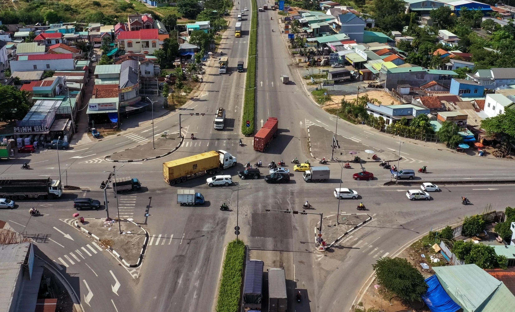 Bo GTVT ung ho TP.HCM dung ngan sach Nha nuoc lam duong vanh dai 3 hinh anh