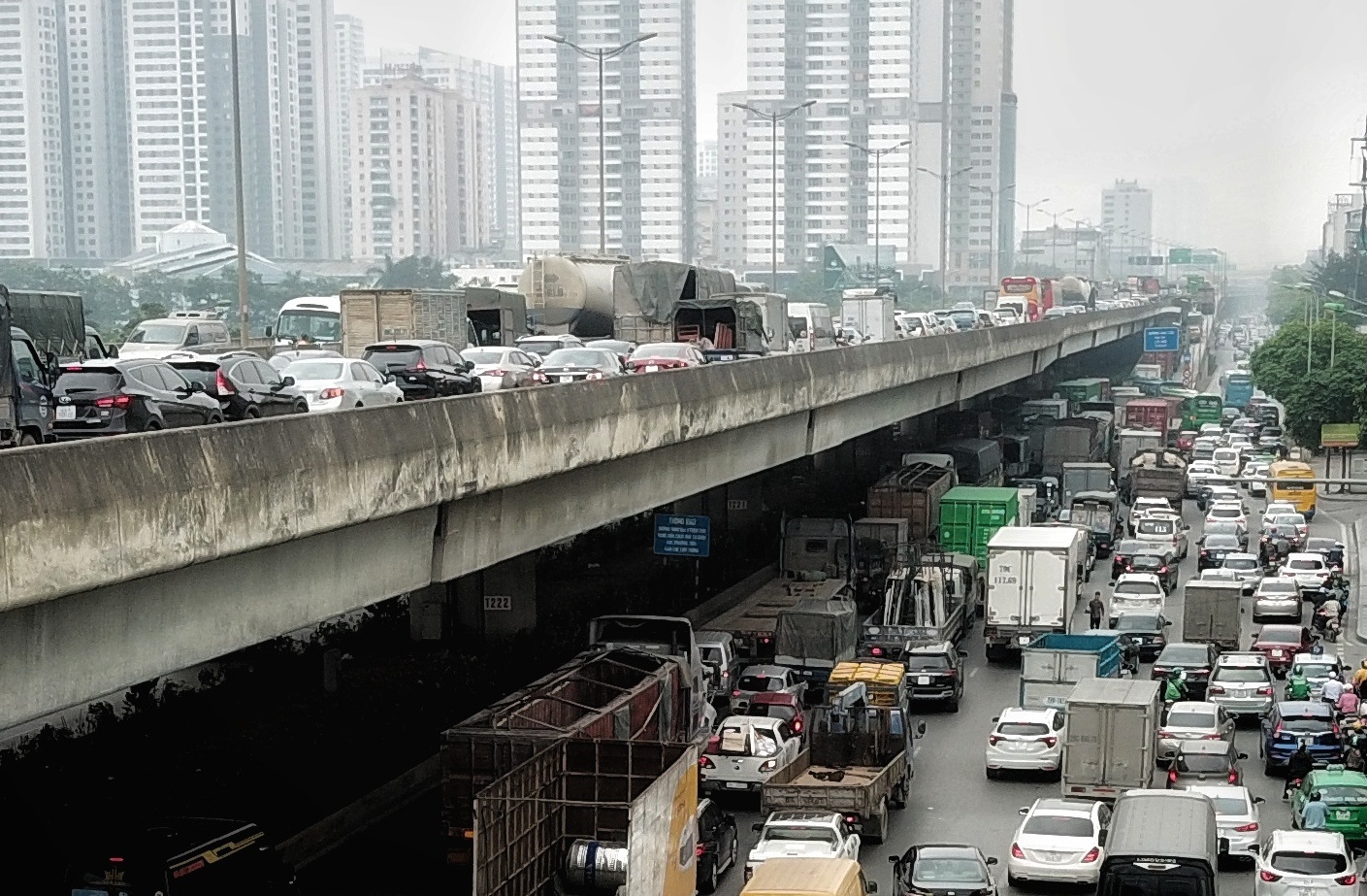 348 ty dong xay 2 nhanh cau vuot tai nut giao Mai Dich hinh anh