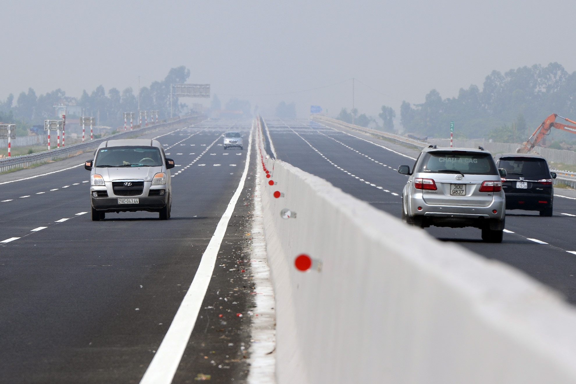 Xay dung co che chi dinh thau tuyen cao toc Bac - Nam hinh anh
