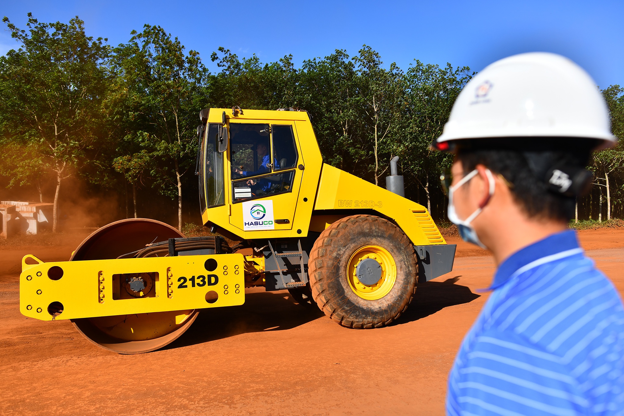 Cuoc dua gianh suat chi dinh thau tai du an cao toc Bac - Nam hinh anh