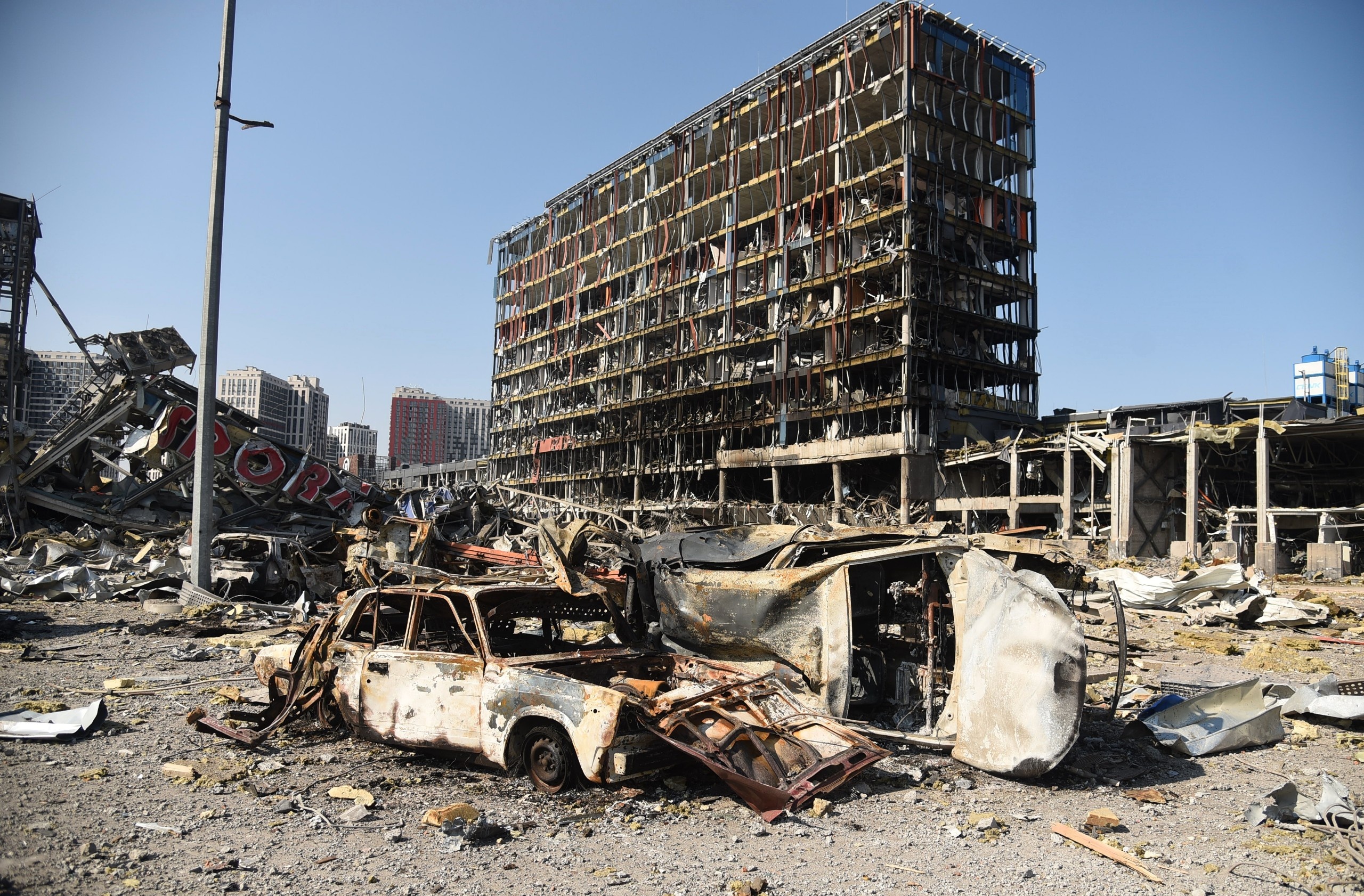 Ngan hang The gioi: Kinh te Ukraine se giam 45% vi giao tranh hinh anh