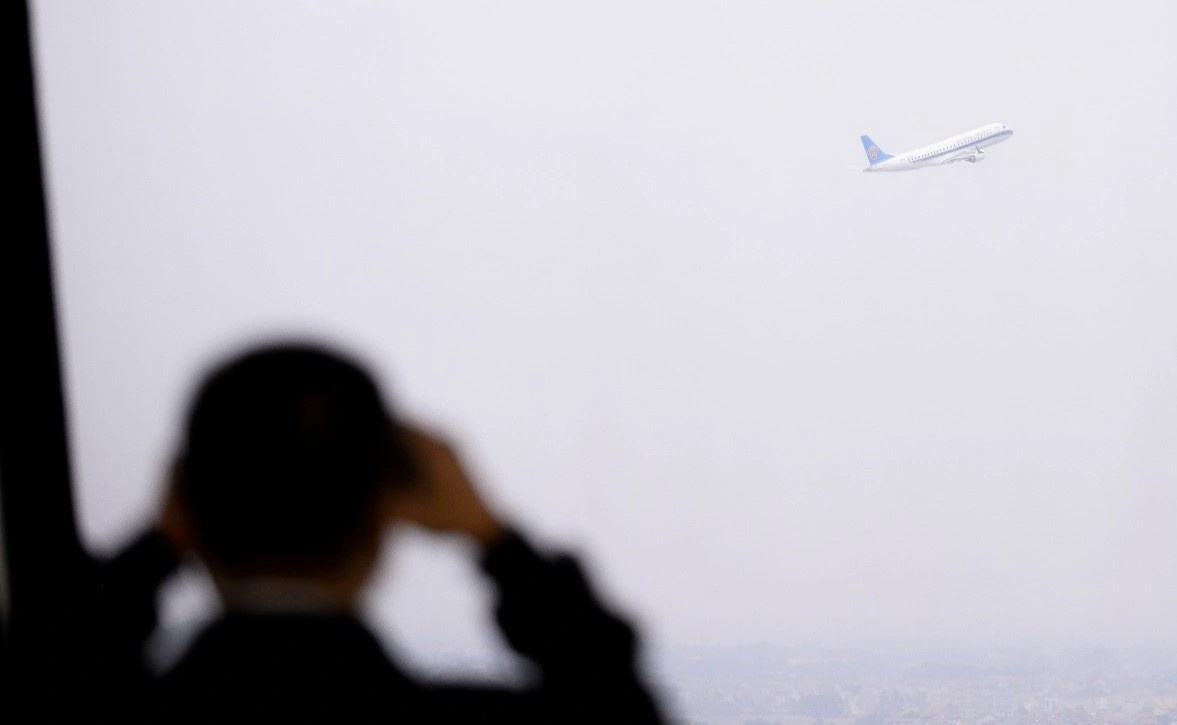 san bay Cat Bi khong nghe may anh 1