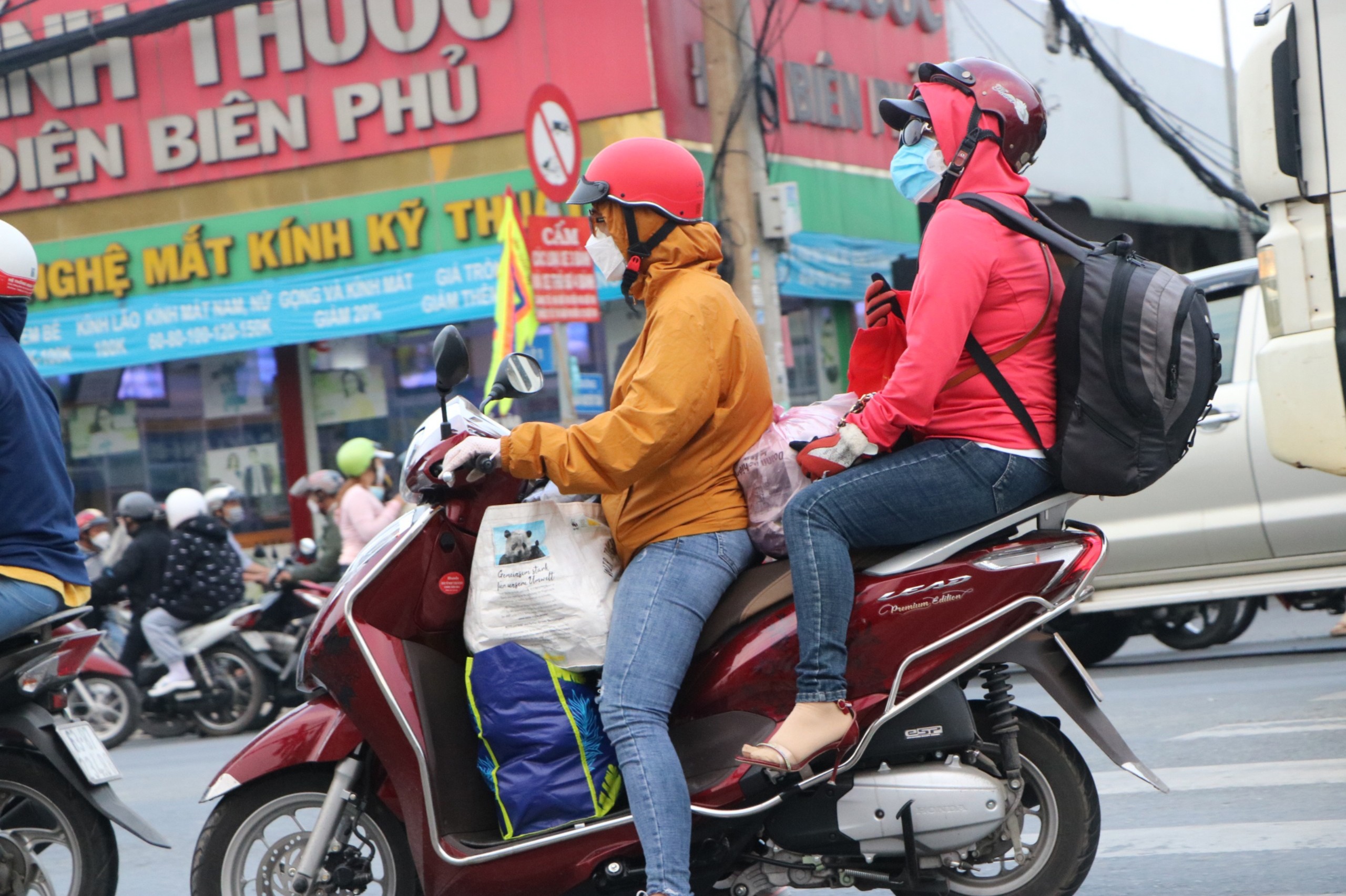 giao thông ùn tắc Hà Nội ảnh 5 giao thong un tac Ha Noi anh 5