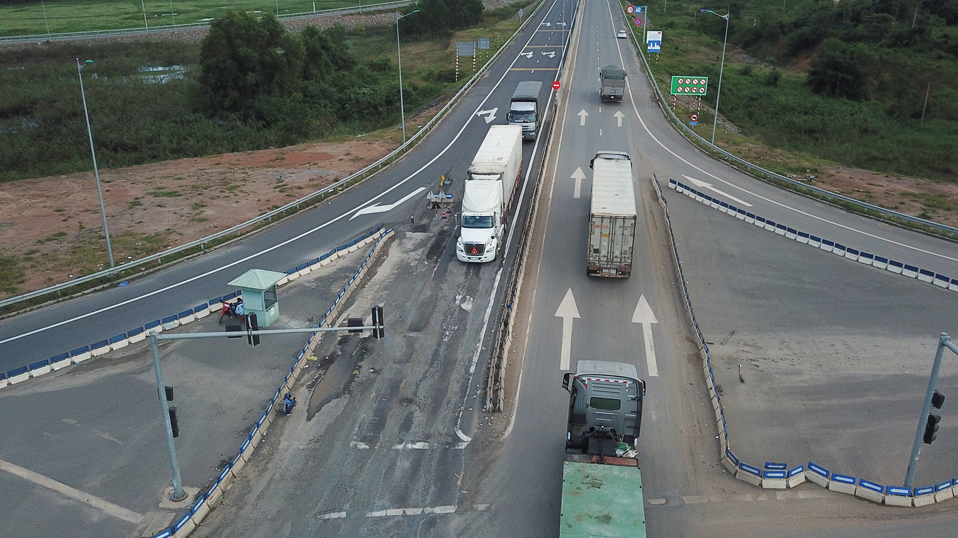 VEC giai thich ve quoc lo 14B anh 1