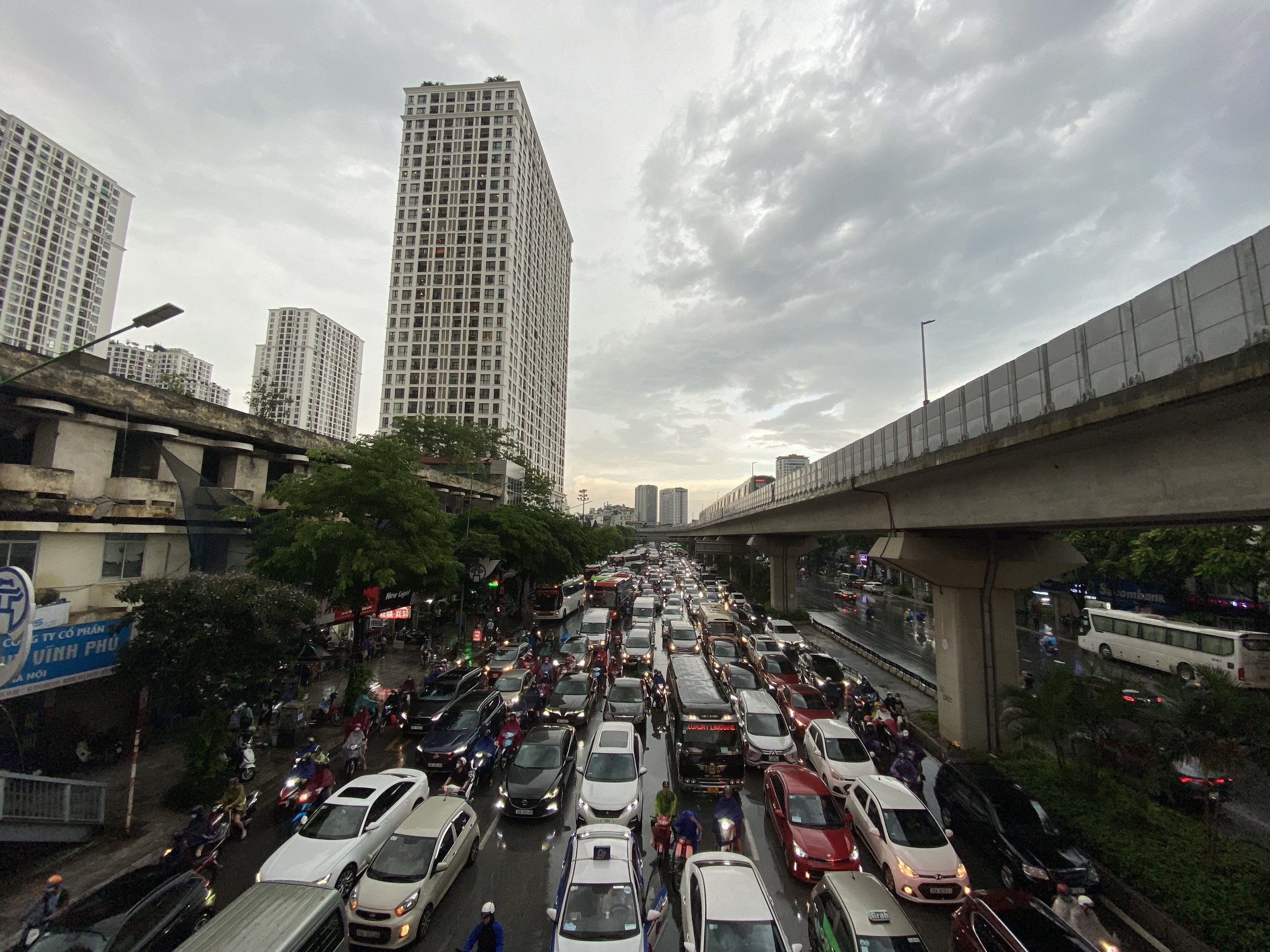 ngap lut o ha noi anh 3