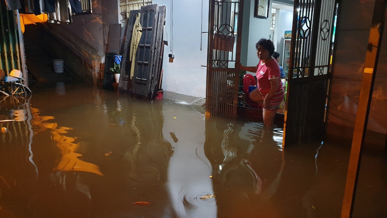 ngap lut o ha noi anh 20