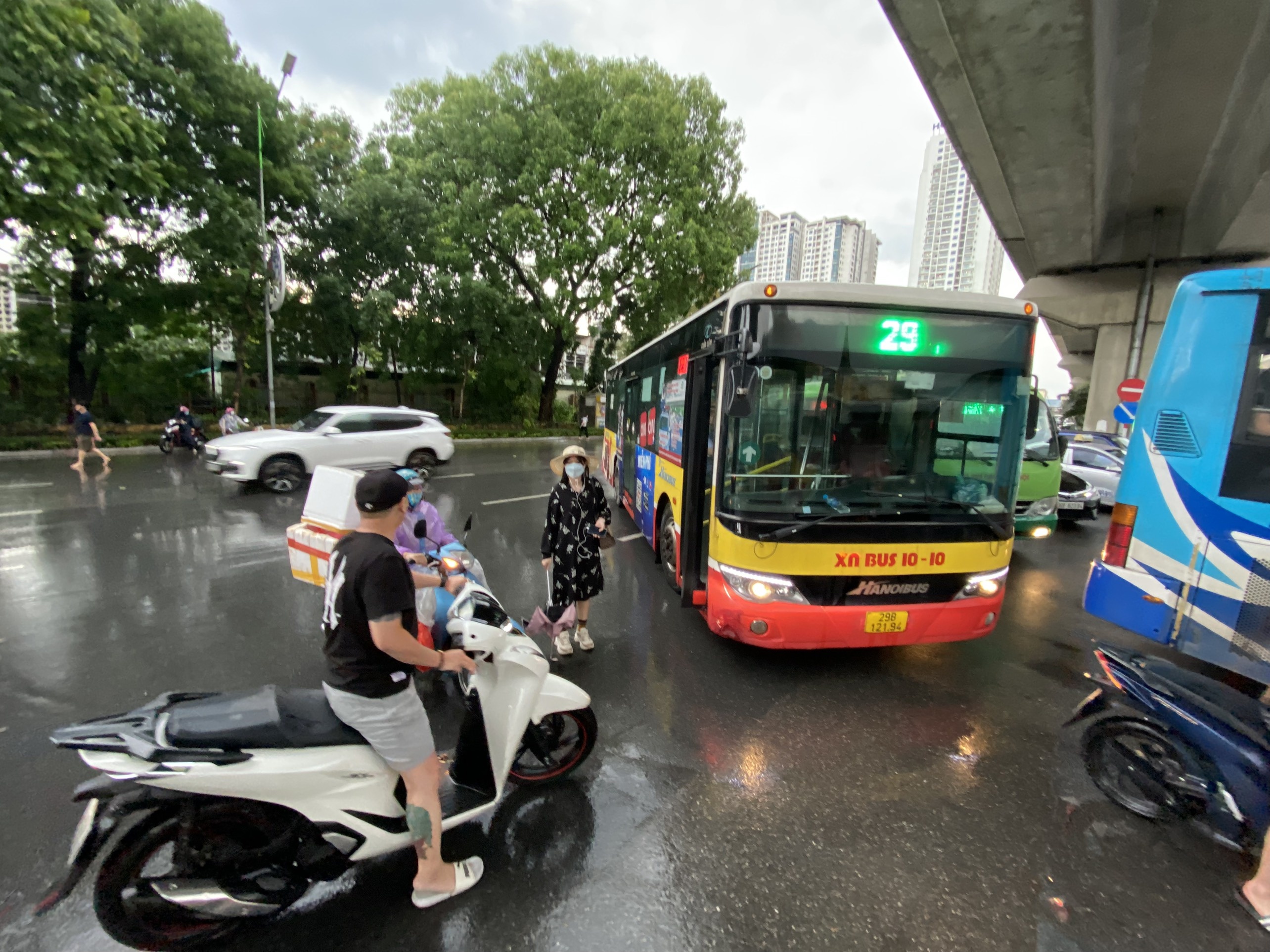 ngap lut o ha noi anh 5