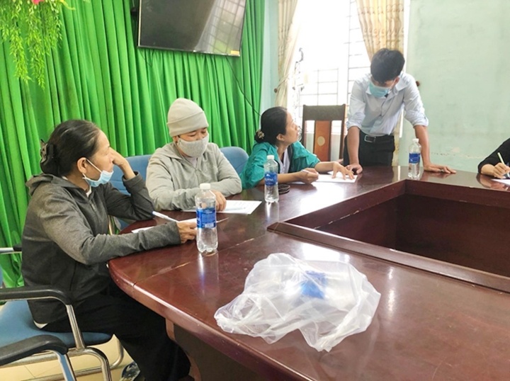 Ngan chan nhom nguoi tu tap sinh hoat 'dao la' o Thua Thien - Hue hinh anh