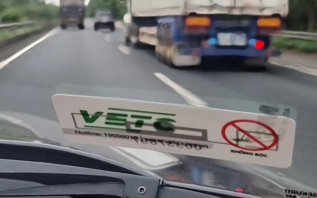 VETC phan hoi viec bi Viettel to dan de the thu phi khong dung hinh anh