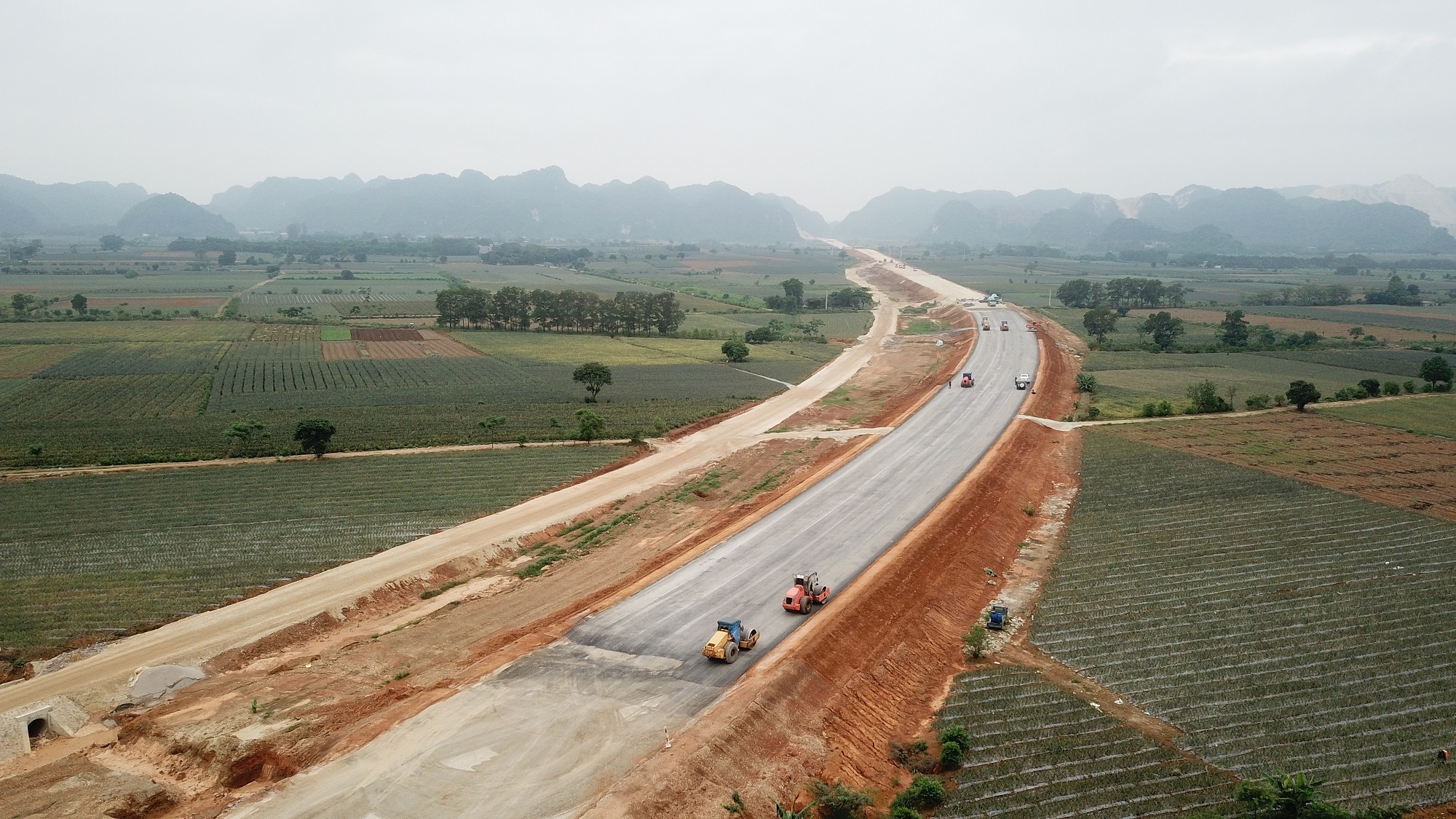 Thu tuong yeu cau Bo GTVT bao cao viec chi dinh thau cao toc Bac - Nam hinh anh