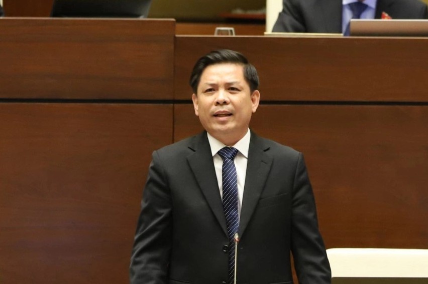 Bo truong Nguyen Van The: Xa tram thu phi cua VEC neu khong lap ETC hinh anh