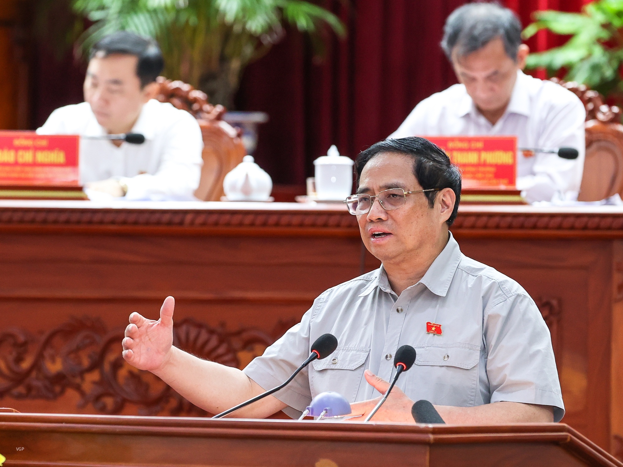 Thu tuong: 'Ho tro nguoi dan,  DN hon 225.000 ty thue phi ngay nam nay' anh 3