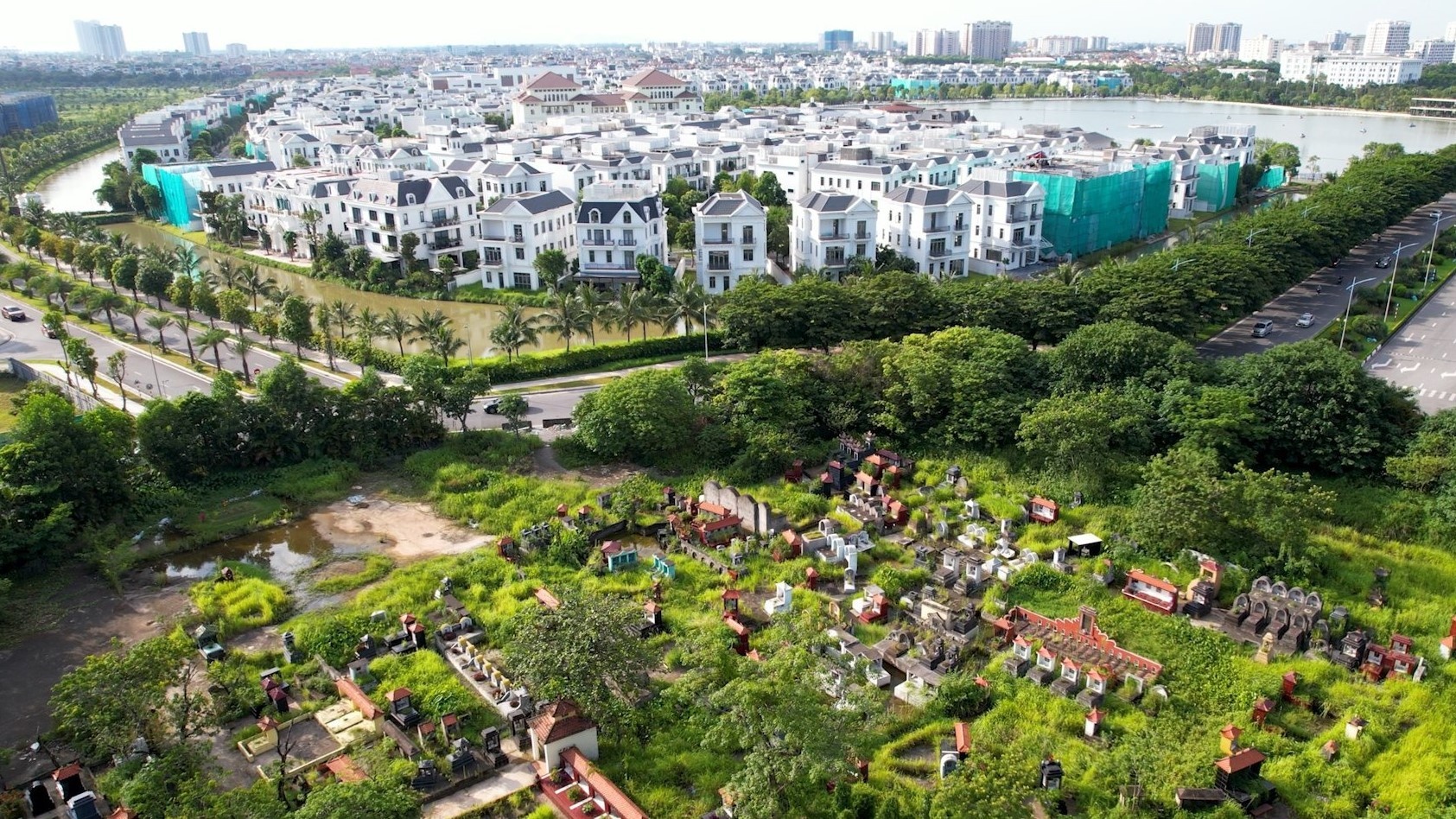 Khong nen quy hoach de 'nguoi song o sat voi nguoi chet' giua do thi hinh anh