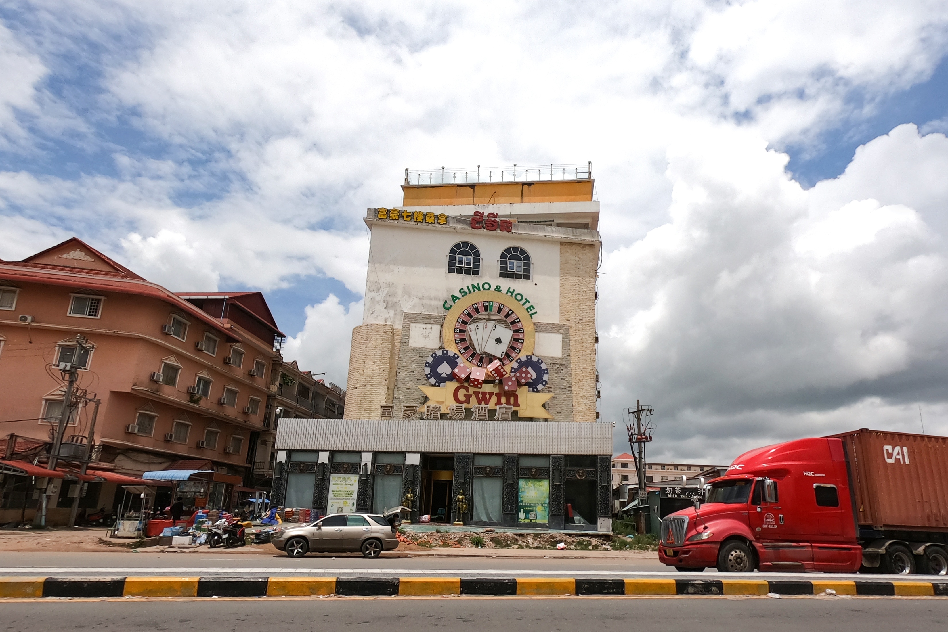 danh bac o Campuchia anh 8