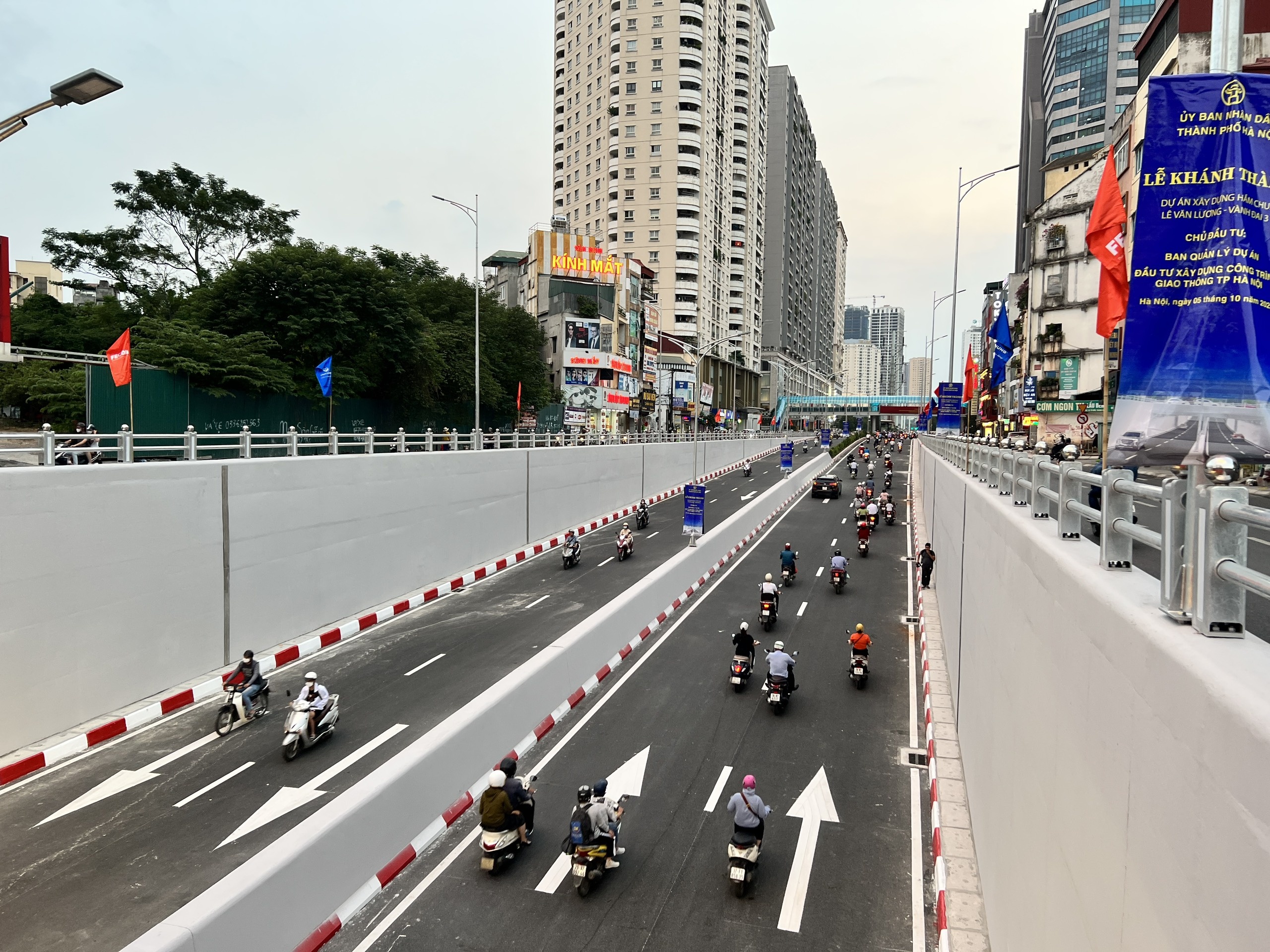 un tac ham chui anh 2