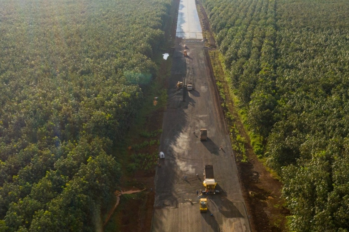 Thong xe, khoi cong tong cong 16 du an cao toc trong thang 12 hinh anh