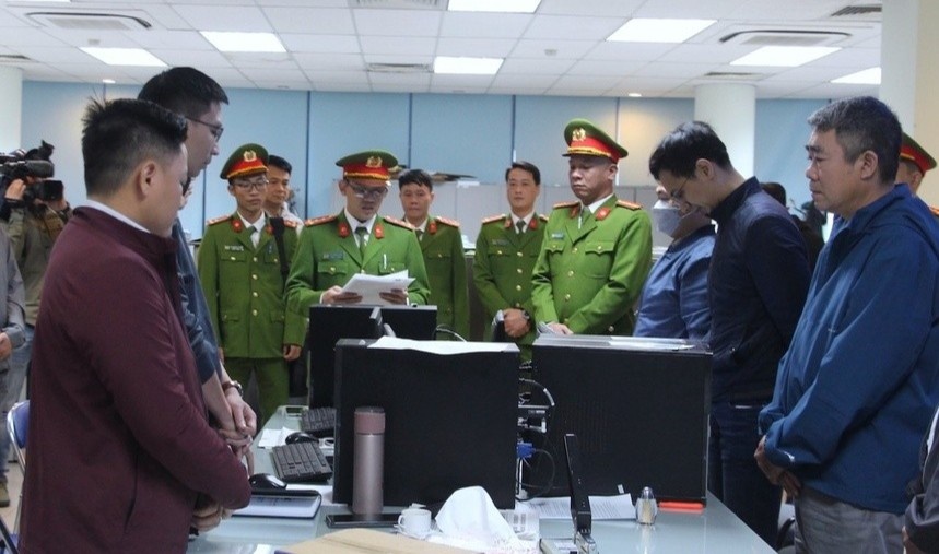 Cuc Dang kiem bao cao ve viec cong an kham xet tru so hinh anh