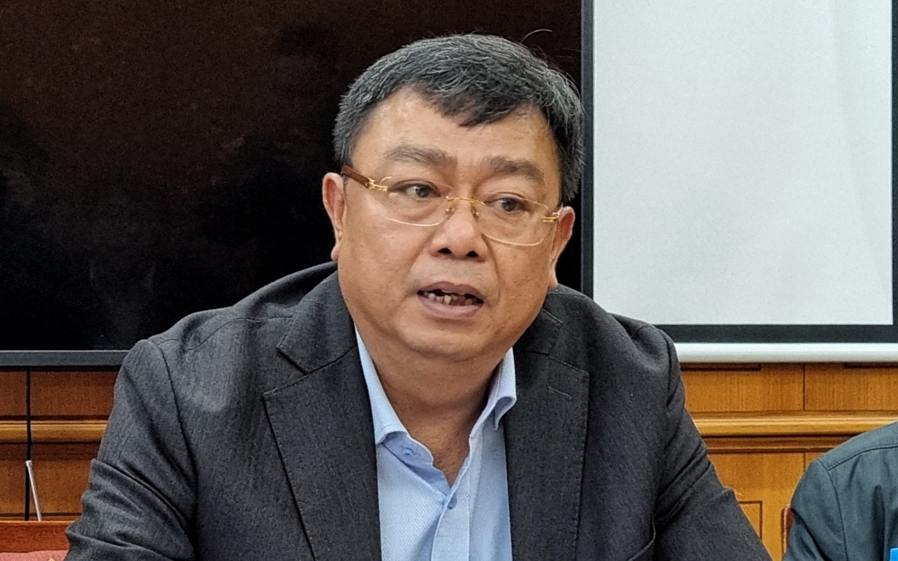 Ong Nguyen To An noi ve 'noi dau cua nganh dang kiem' hinh anh