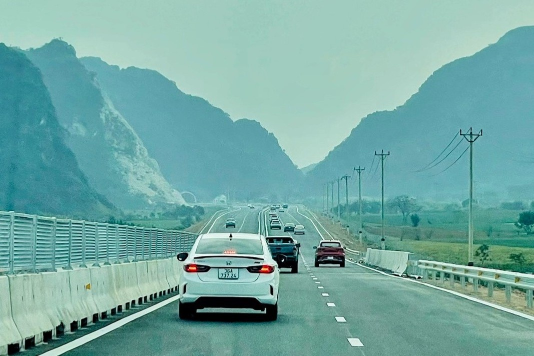 Muc tieu thong duong cao toc tu Ha Noi den Nghe An, Ha Tinh hinh anh