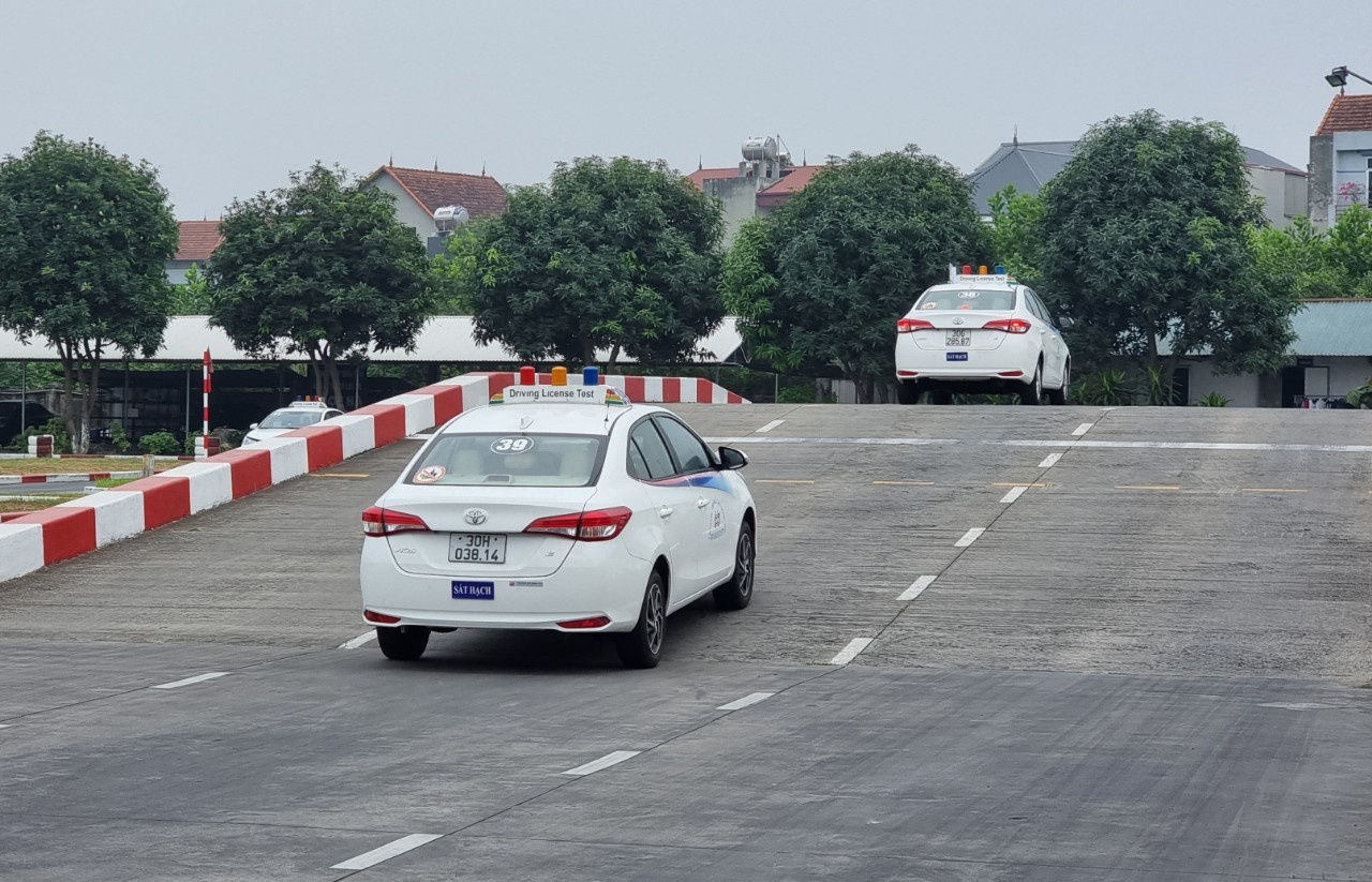 Thanh tra viec dao tao, sat hach lai xe tren ca nuoc hinh anh