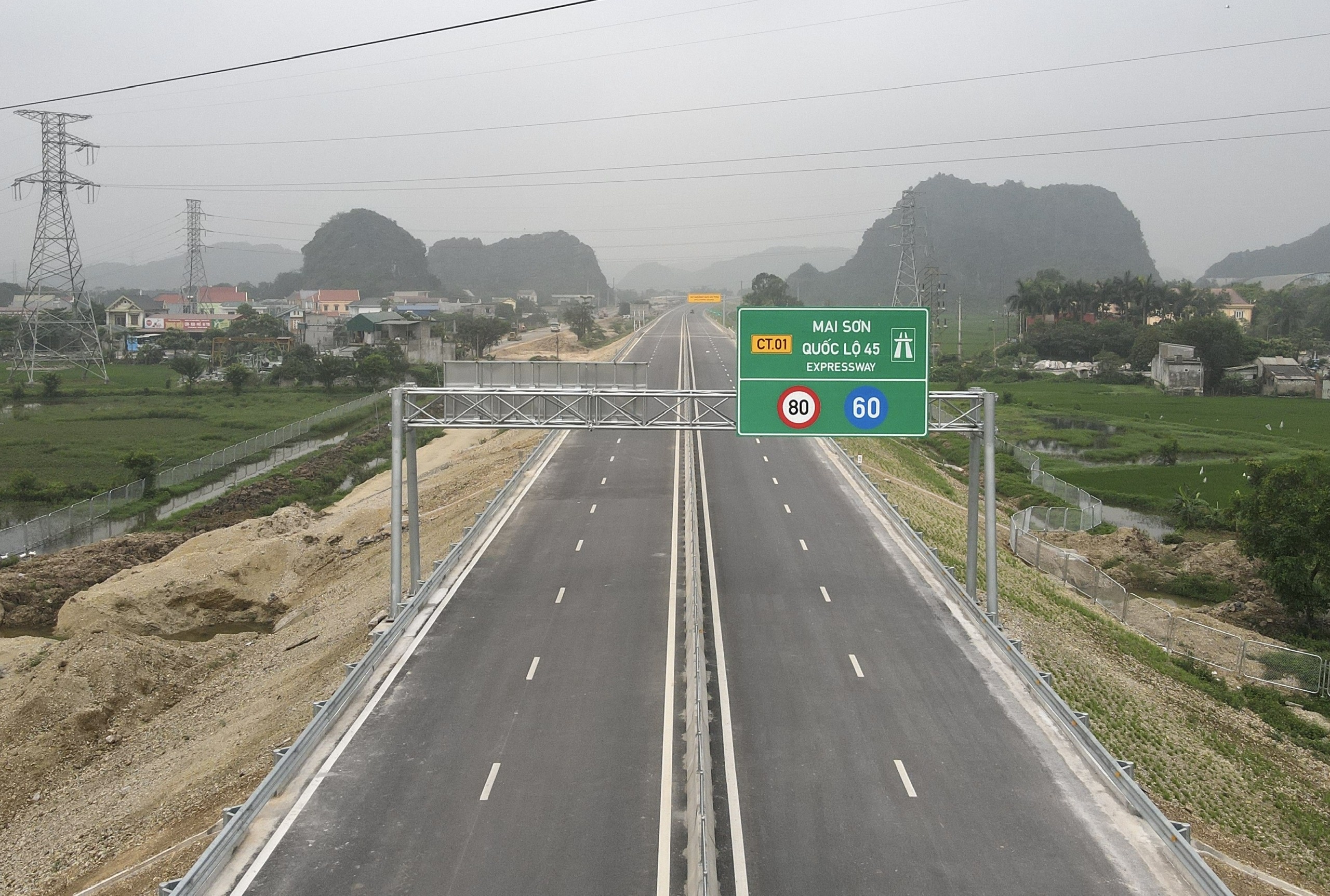 Bo GTVT yeu cau nang toc do tren cao toc 4 lan xe len 90 km/h hinh anh