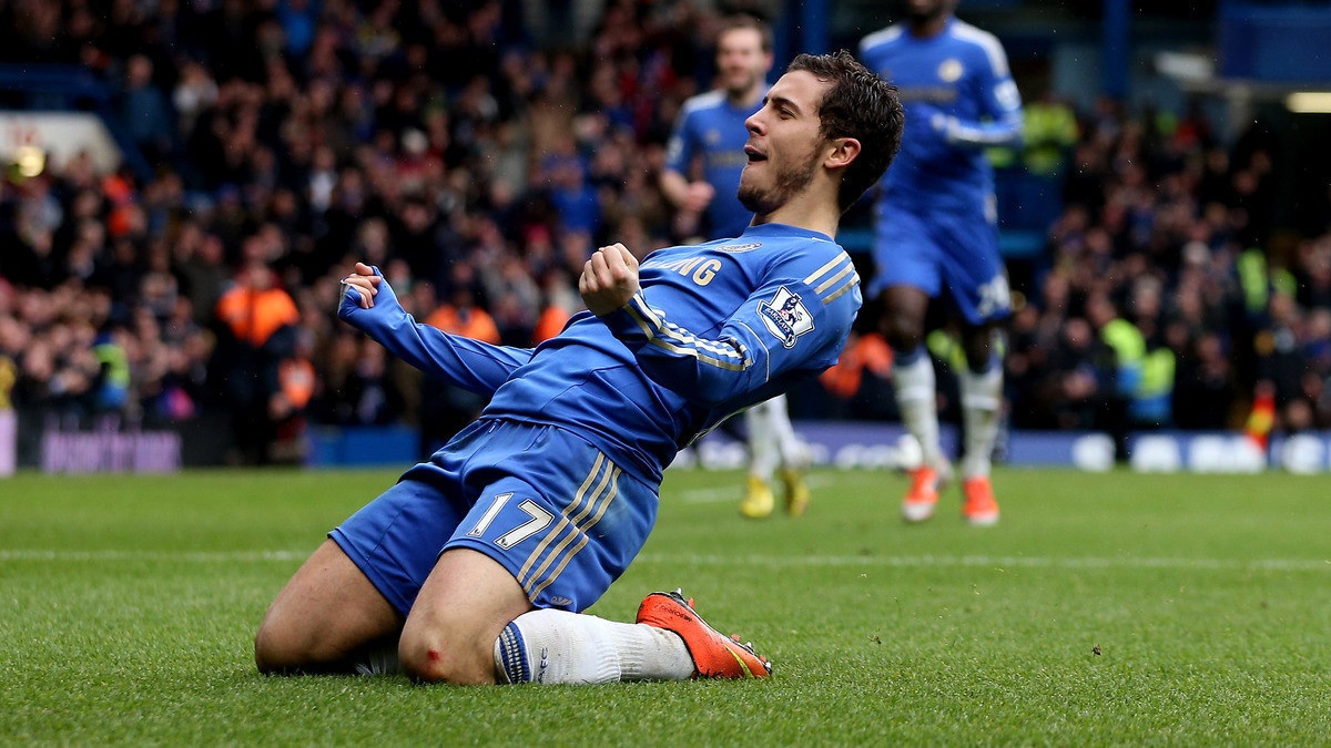 Một chiến thắng dễ dàng đang ở trước mắt Hazard và Chelsea