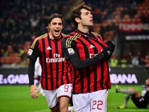 Ban thang cua Kaka vao luoi Genoa hinh anh