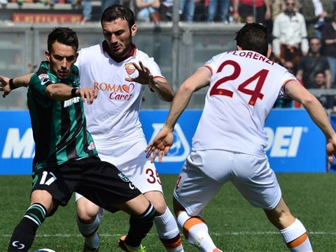 Sassuolo 0-2 AS Roma: 3 diem nhe nhang hinh anh