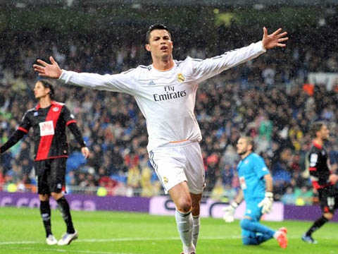 Ronaldo bung no trong su vo on cua Madridista hinh anh