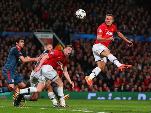 Top 5 ban thang dep nhat luot di tu ket Champions League hinh anh