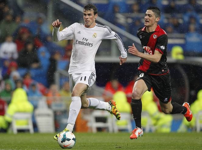 Pha solo kinh dien cua Bale dep nhat tuan hinh anh