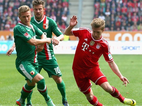 Augsburg 1-0 Bayern Munich: Dai dia chan hinh anh