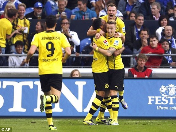 Dortmund 2-1 Wolfsburg: Marco Reus toa sang hinh anh