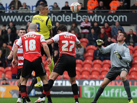 Macheda lap cu dup giup Birmingham nguoc dong hinh anh