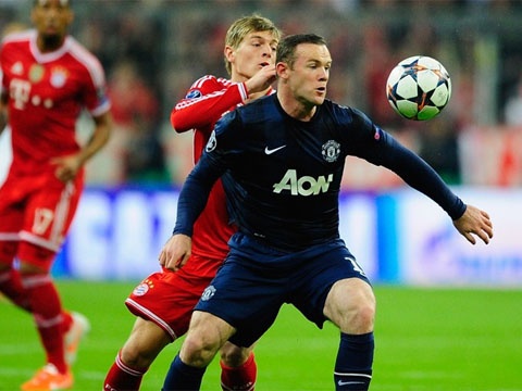 Hai pha dut diem sieu te cua Rooney khien M.U tra gia dat hinh anh