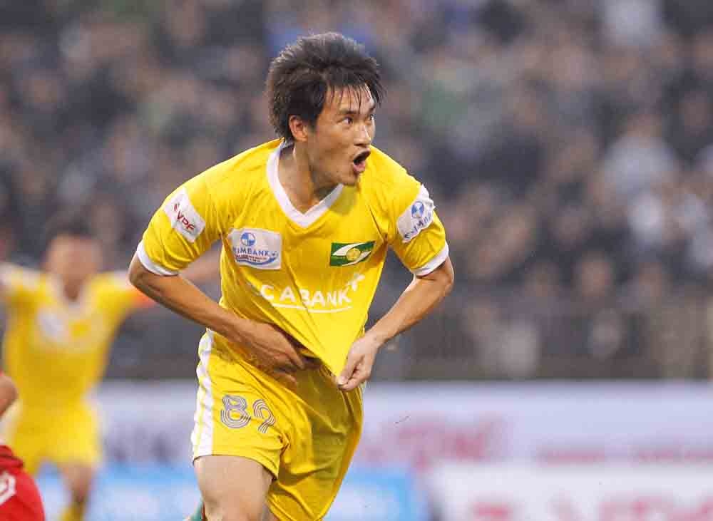 SL Nghe An 2-2 DT Long An: Mat diem phut cuoi hinh anh