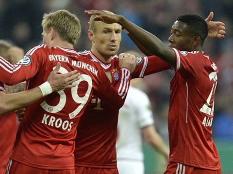 Bayern 5-1 Kaiserslautern: Hen Dortmund o chung ket hinh anh