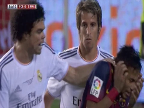 Pepe noi dien vi Neymar lien tiep an va doi 11 m hinh anh