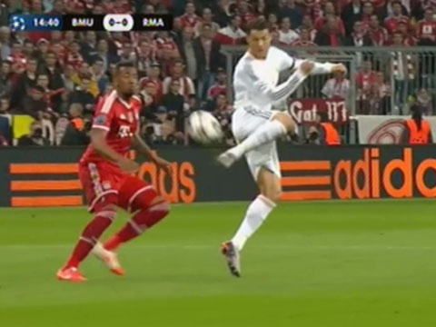 Pha danh got tinh te cua Ronaldo hinh anh