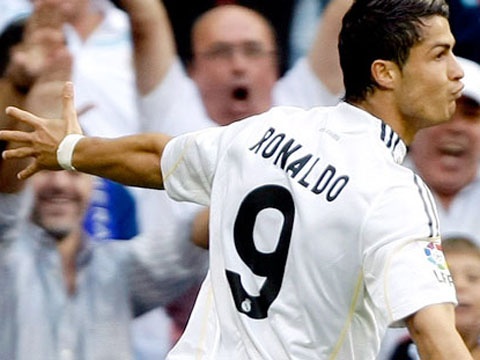 Nhung pha bong cua Ronaldo, Bale ngay moi nhap Real hinh anh