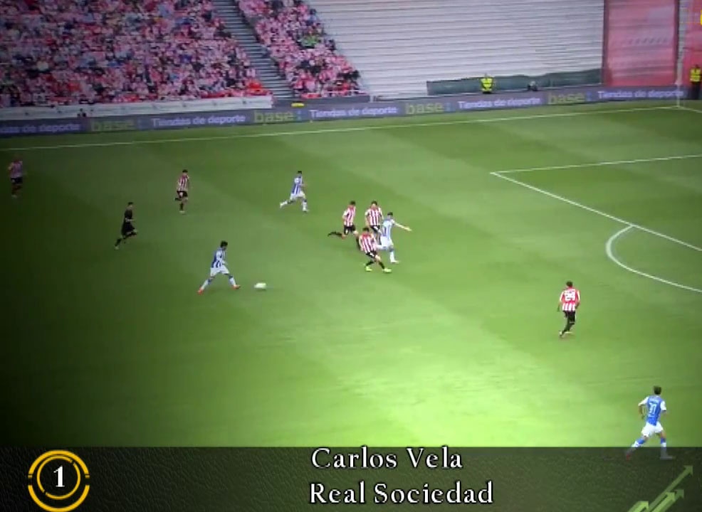 Pha choc khe tinh te cua Carlos Vela an tuong nhat tuan hinh anh