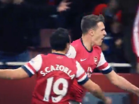 60 giay cho nhung sieu pham cua Arsenal mua giai vua qua hinh anh