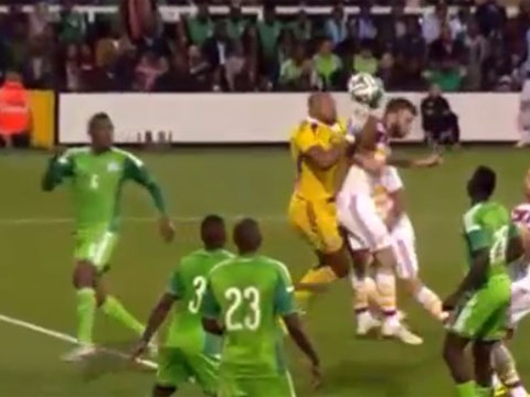 Nghi an ban do sau pha thu mon tu nem bong ve luoi nha hinh anh