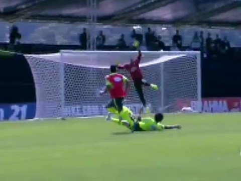 Hai pha bong an tuong cua Neymar, Hulk hinh anh