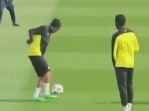 Tong hop nhung man choi bong freestyle cua Neymar hinh anh