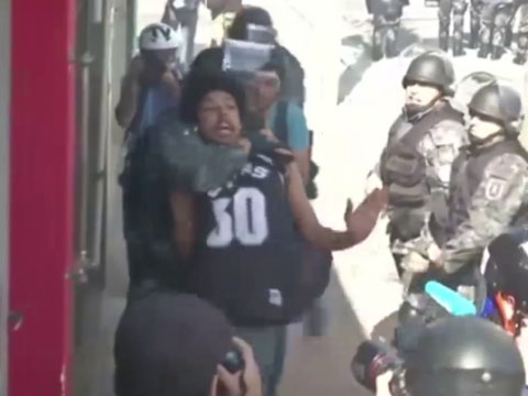 Brazil dung bien phap manh dep bieu tinh truoc gio G hinh anh