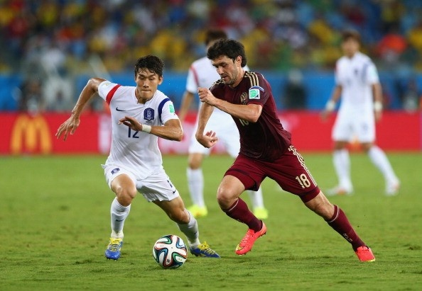 Nga hoa kich tinh voi Han Quoc hinh anh